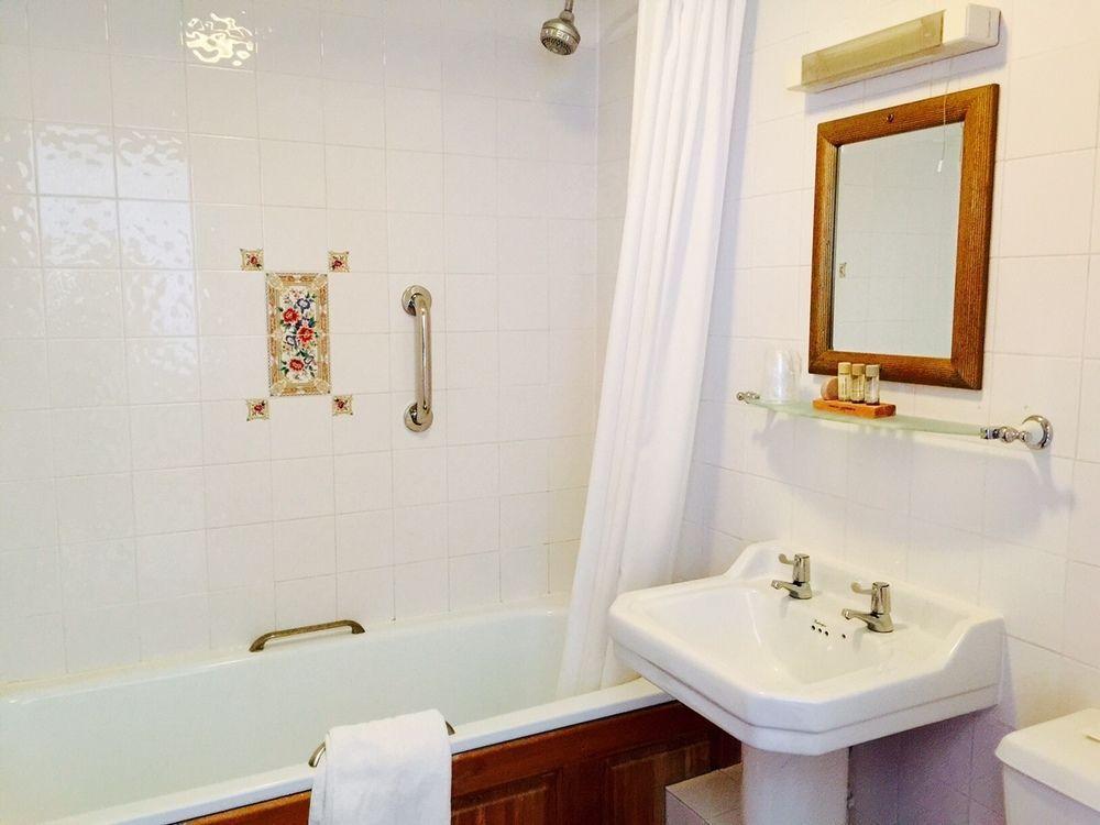 Louisa & Purbeck House Hotel 3*